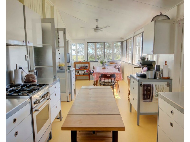 236 Mercer Springate Road, East Nanango QLD 4615