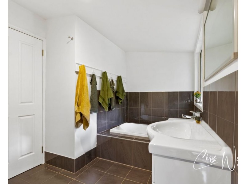 82 Sunrise Drive, Ocean View QLD 4521