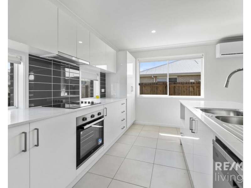 82 Regatta Circuit, Burpengary QLD 4505