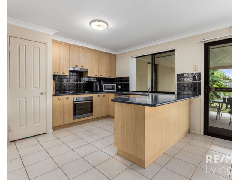 14 Sturt Street, Morayfield QLD 4506