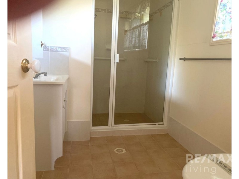 14 Carlton Court, Upper Caboolture QLD 4510