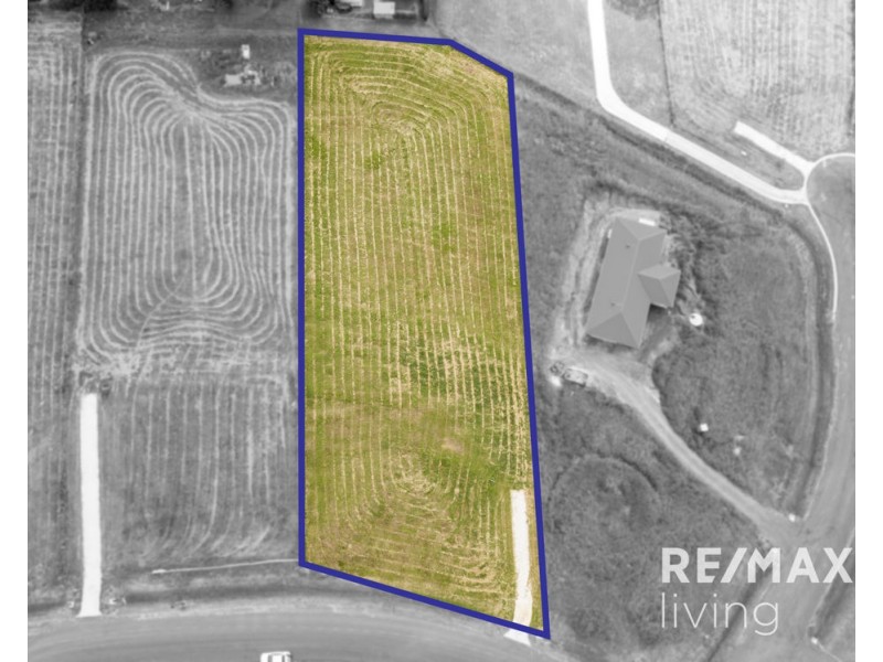 6 Jacana Place, Winya QLD 4515