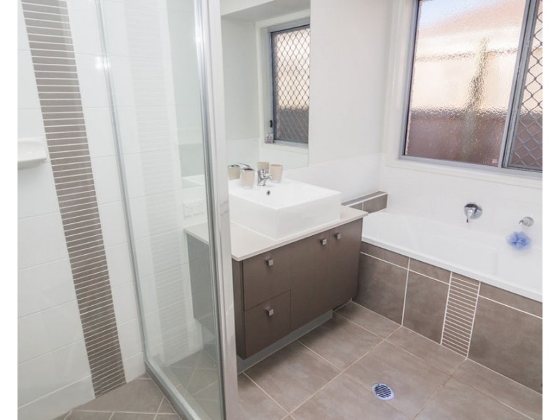 18 Allyra Drive, Morayfield QLD 4506