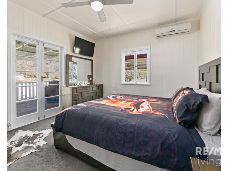 1226 Neurum Road, Mount Archer QLD 4514