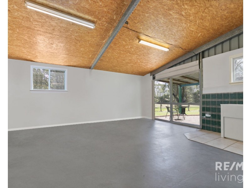 1226 Neurum Road, Mount Archer QLD 4514