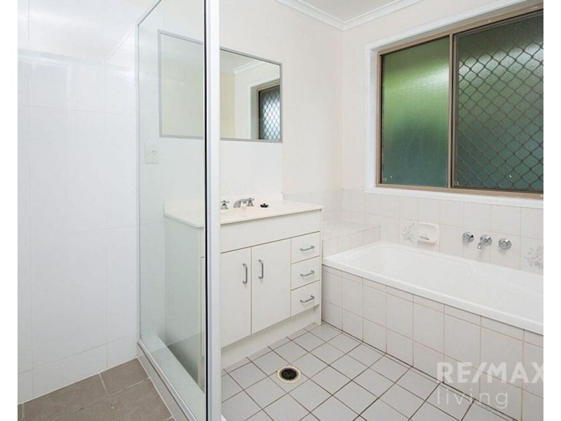 5 Goolagong Court, Morayfield QLD 4506