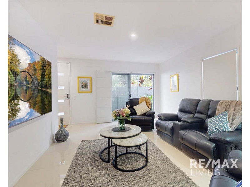 12/50 Compass Drive, Biggera Waters QLD 4216
