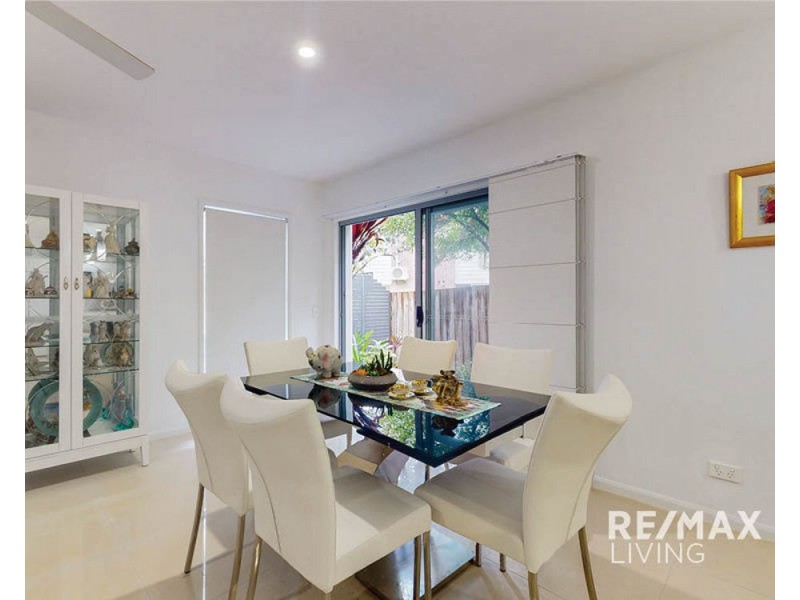 12/50 Compass Drive, Biggera Waters QLD 4216