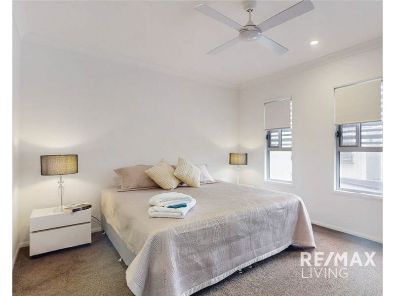 12/50 Compass Drive, Biggera Waters QLD 4216