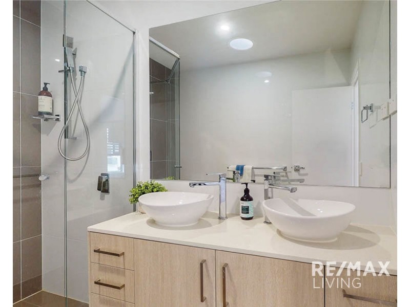 12/50 Compass Drive, Biggera Waters QLD 4216