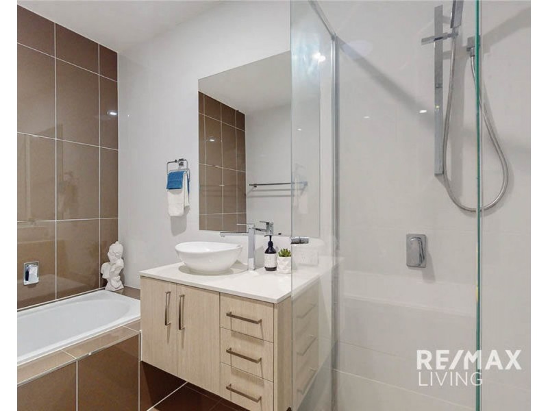 12/50 Compass Drive, Biggera Waters QLD 4216