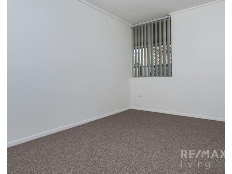 2/6 Patricia Street, Strathpine QLD 4500