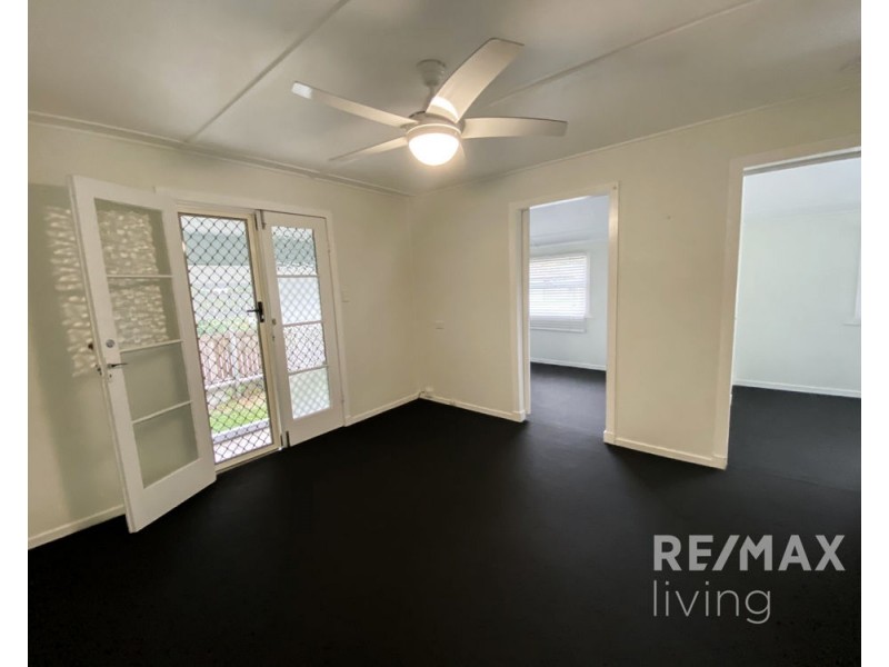 5 Hall Avenue, Bongaree QLD 4507