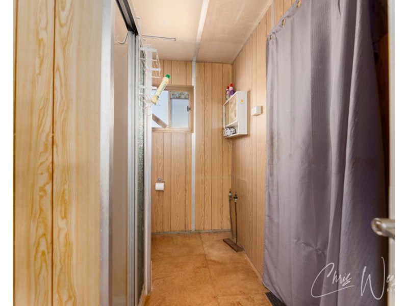 327 Old Esk Road, Benarkin QLD 4306