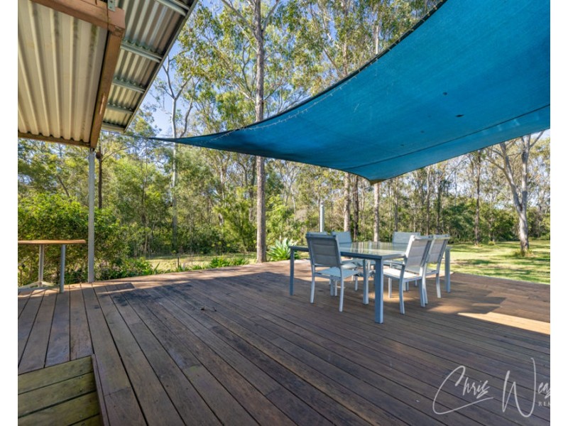 327 Old Esk Road, Benarkin QLD 4306