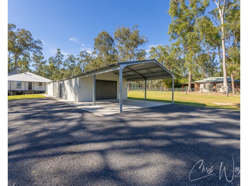 42 Crampton Drive, Woodford QLD 4514