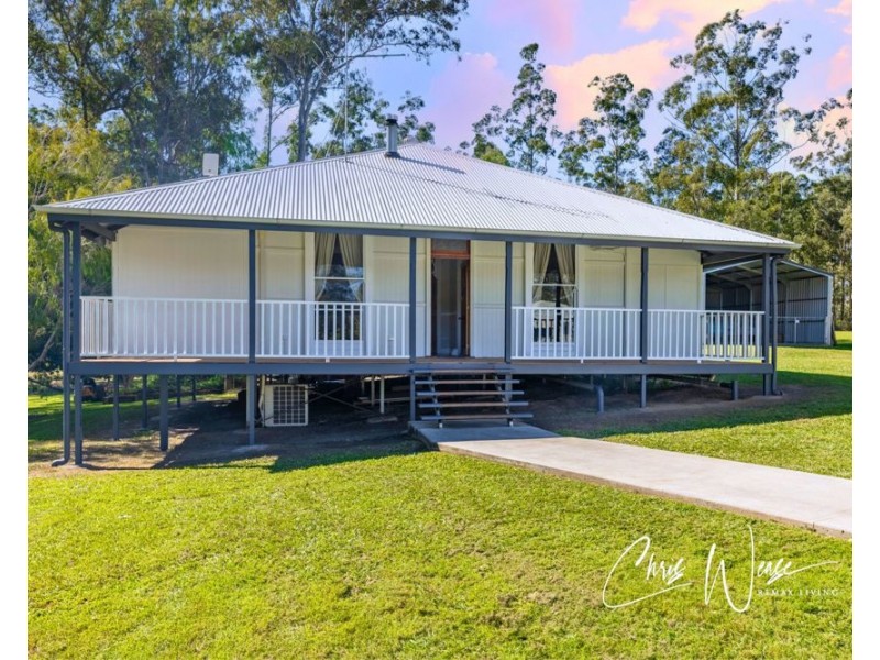 42 Crampton Drive, Woodford QLD 4514