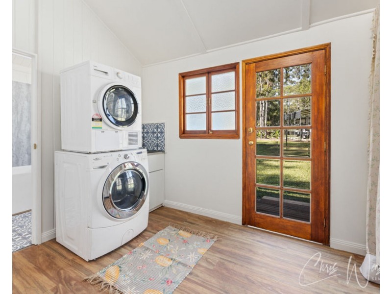 42 Crampton Drive, Woodford QLD 4514