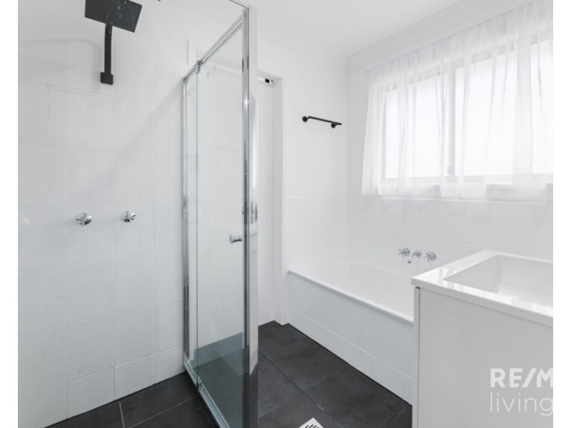 9 Lorebury Drive, Morayfield QLD 4506