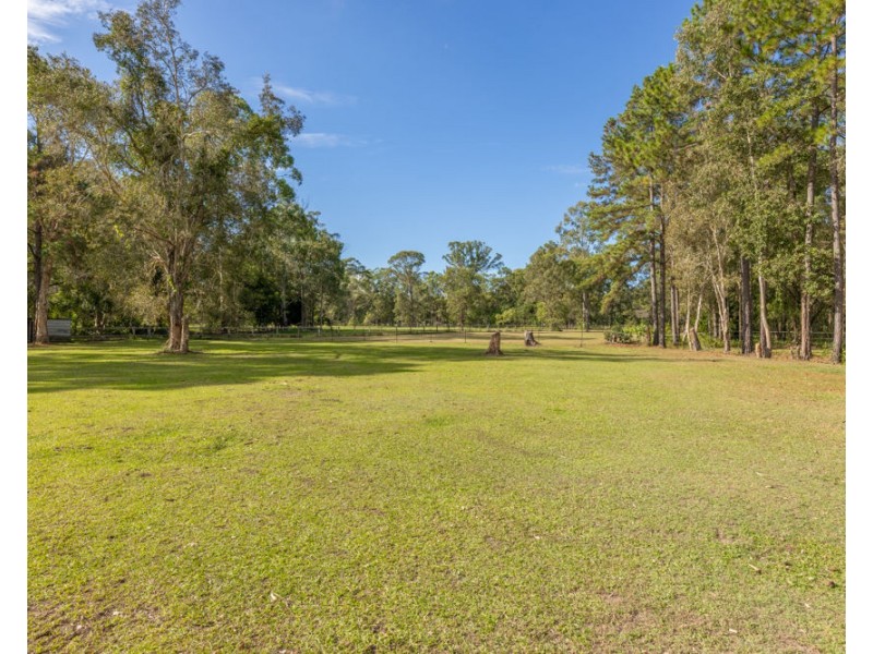 2 Hawk Street, Moodlu QLD 4510