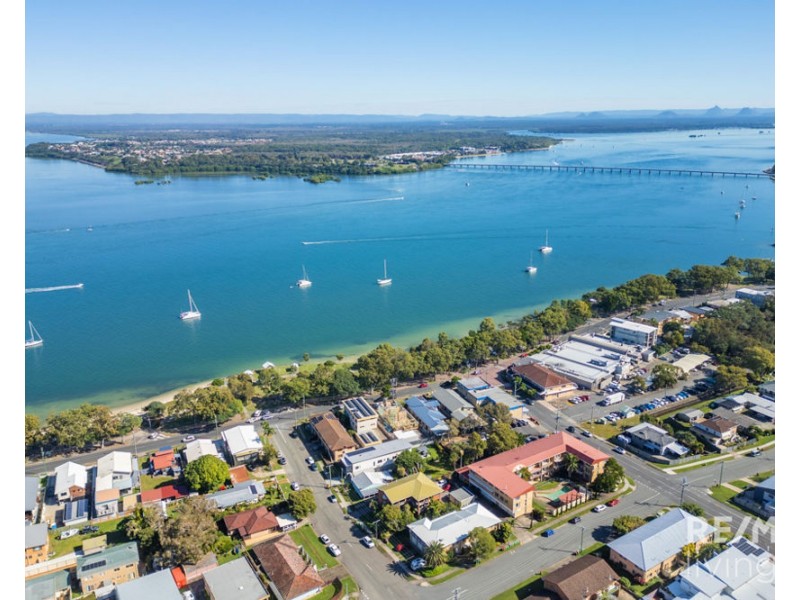 5 Hall Avenue, Bongaree QLD 4507