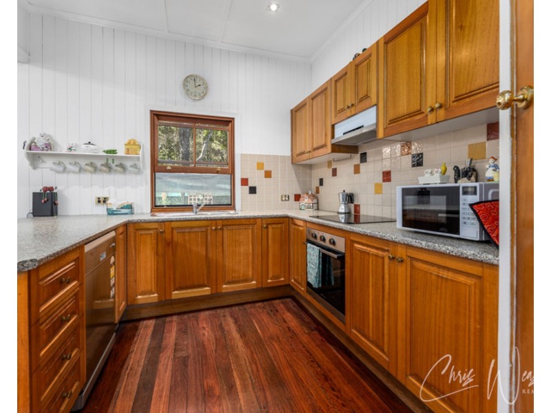 15 Leichhardt Street, Woodford QLD 4514