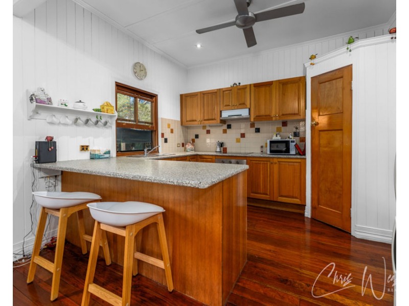 15 Leichhardt Street, Woodford QLD 4514