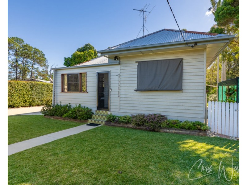 15 Leichhardt Street, Woodford QLD 4514
