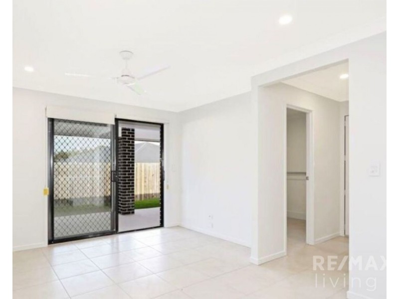2/45 Coutts Drive, Burpengary QLD 4505