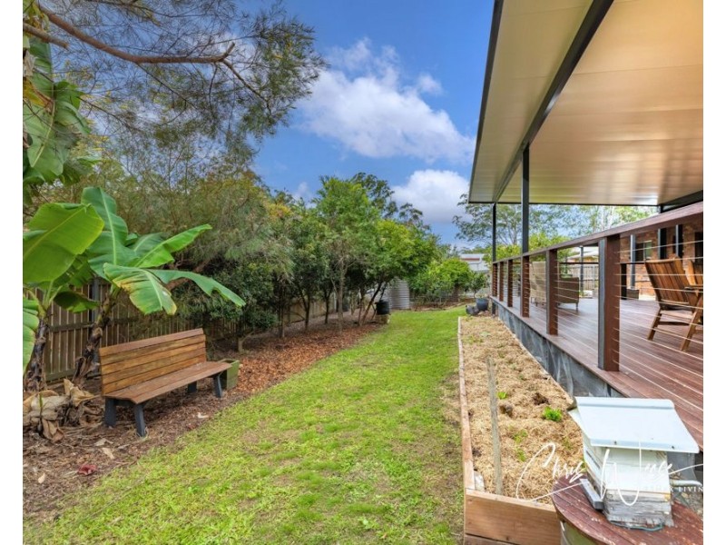 33-35 Peterson Road, Woodford QLD 4514