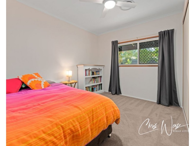 33-35 Peterson Road, Woodford QLD 4514