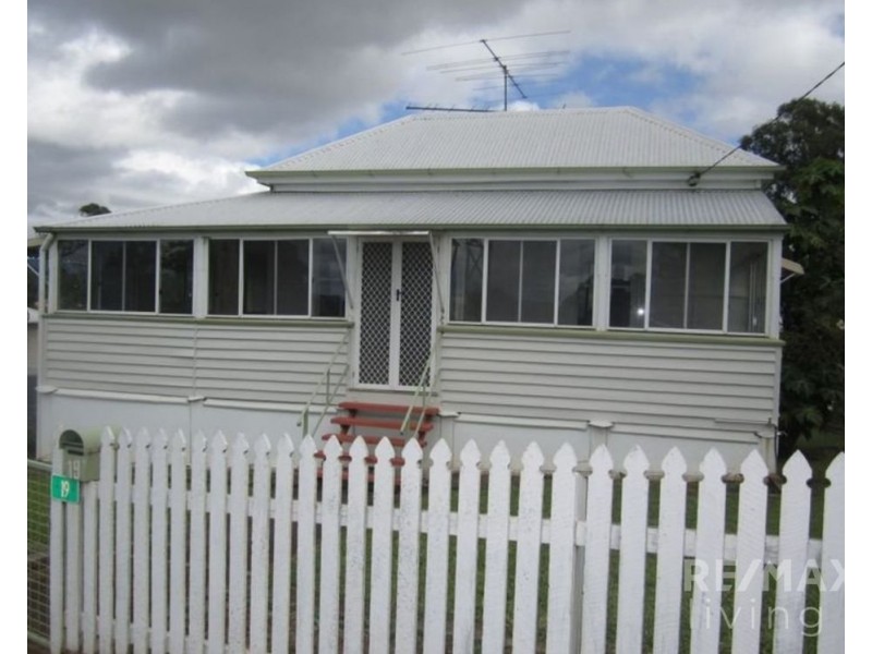 19 Kennedy Street, Kilcoy QLD 4515