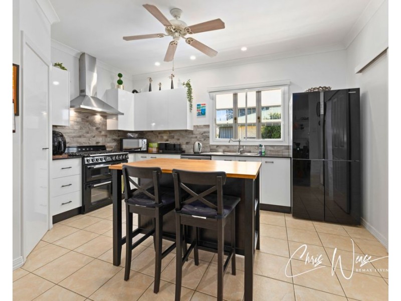 63 Durundur Street, Woodford QLD 4514