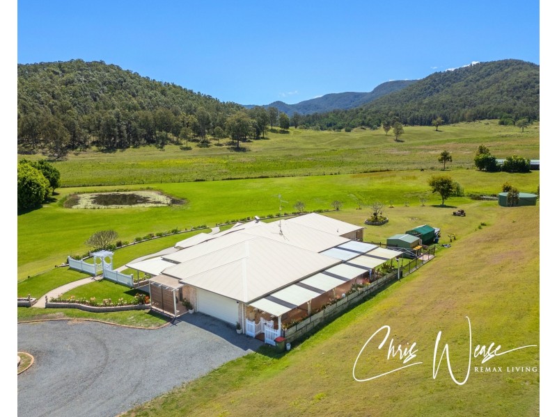 101 Roberts Court, Sandy Creek QLD 4515