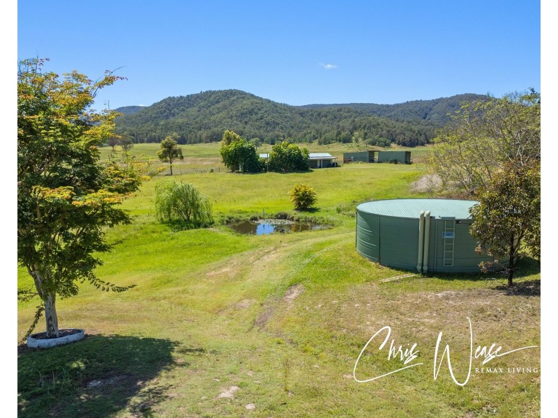 101 Roberts Court, Sandy Creek QLD 4515