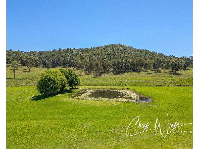 101 Roberts Court, Sandy Creek QLD 4515