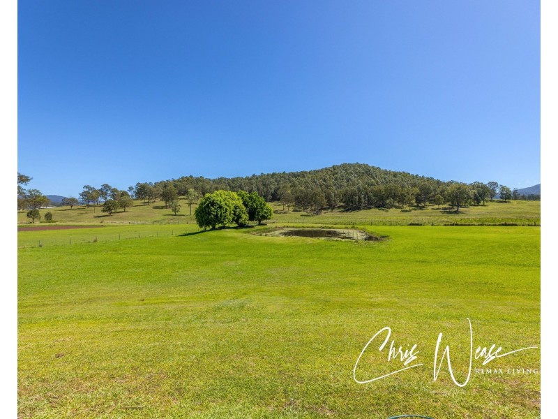 101 Roberts Court, Sandy Creek QLD 4515