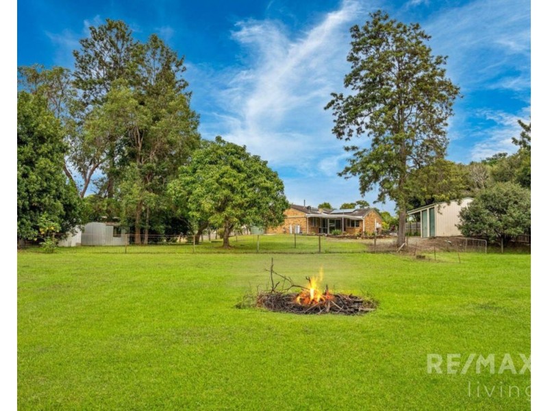 126 Mackney Road, Upper Caboolture QLD 4510