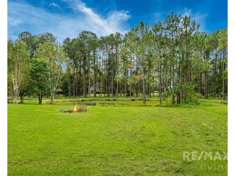 126 Mackney Road, Upper Caboolture QLD 4510