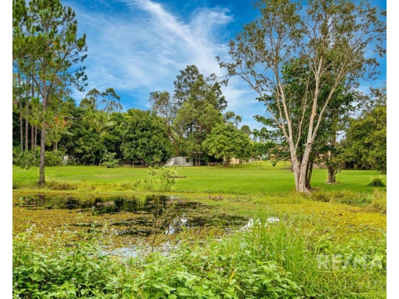 126 Mackney Road, Upper Caboolture QLD 4510