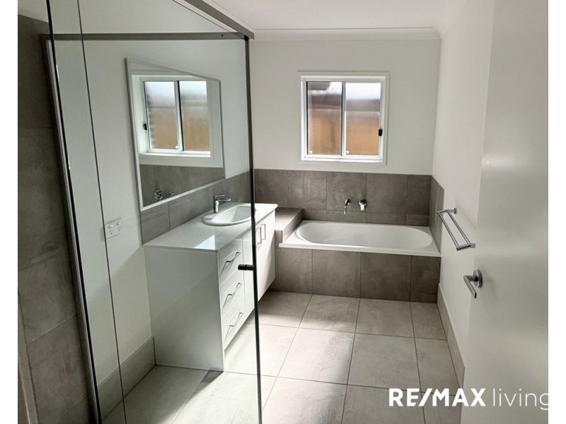 16 Myrtle Street, Burpengary QLD 4505