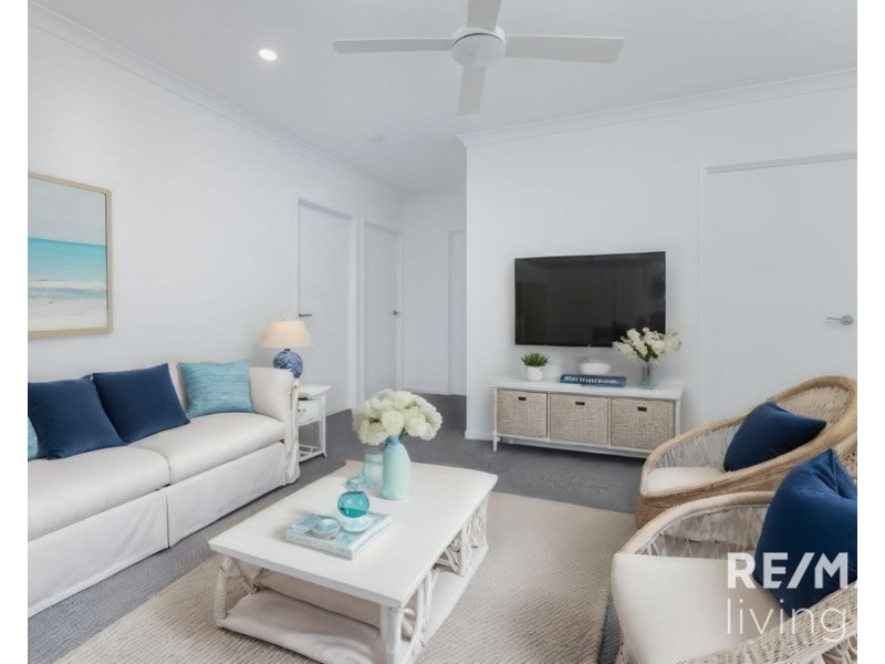 37 Hamilton Road, Woodford QLD 4514