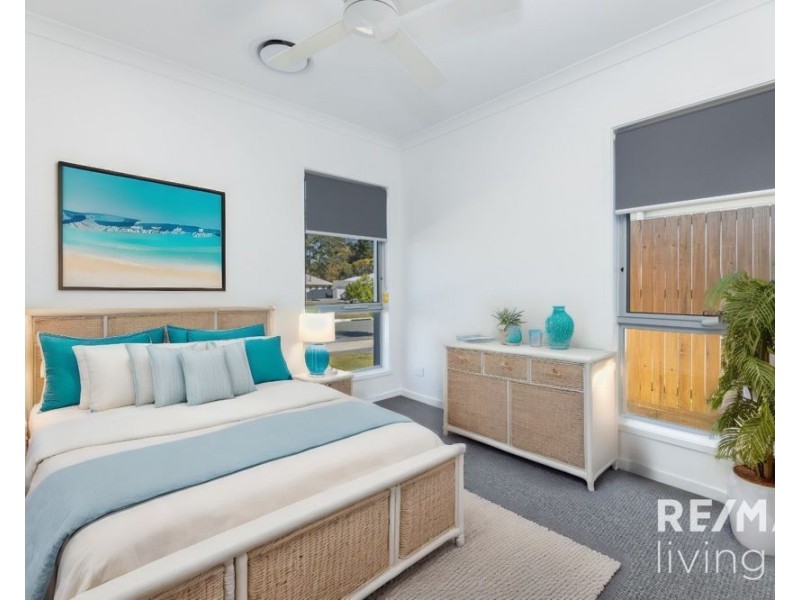 37 Hamilton Road, Woodford QLD 4514