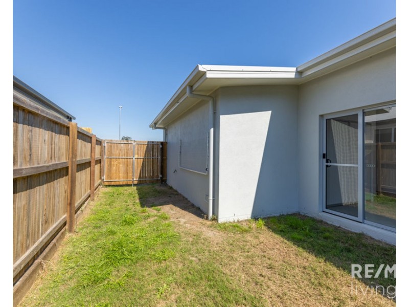 37 Hamilton Road, Woodford QLD 4514