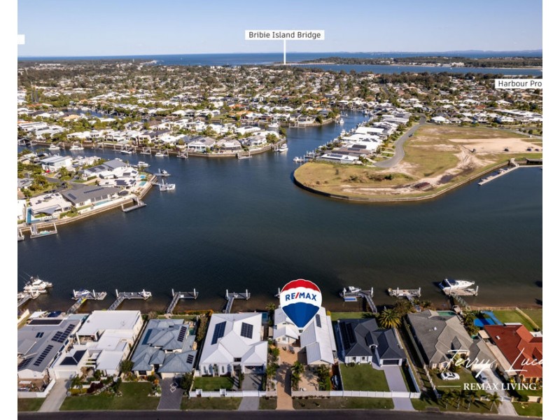 52 Cosmos Avenue, Banksia Beach QLD 4507
