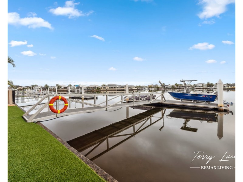 52 Cosmos Avenue, Banksia Beach QLD 4507