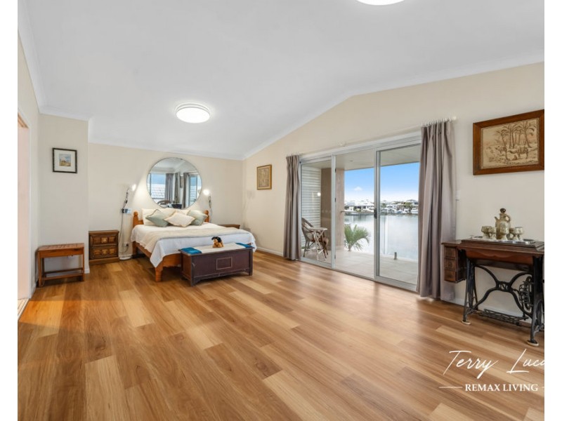 52 Cosmos Avenue, Banksia Beach QLD 4507