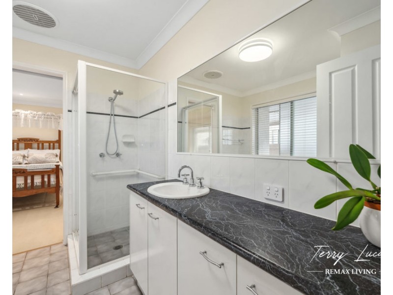52 Cosmos Avenue, Banksia Beach QLD 4507