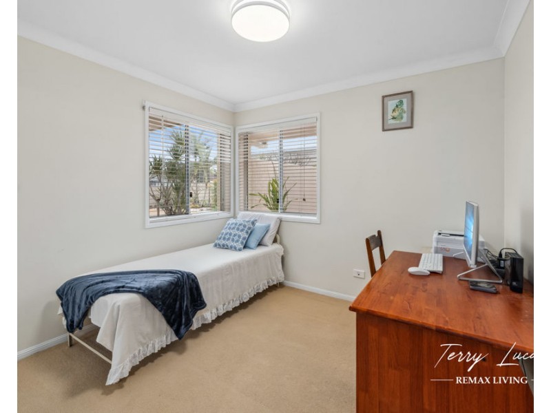 52 Cosmos Avenue, Banksia Beach QLD 4507