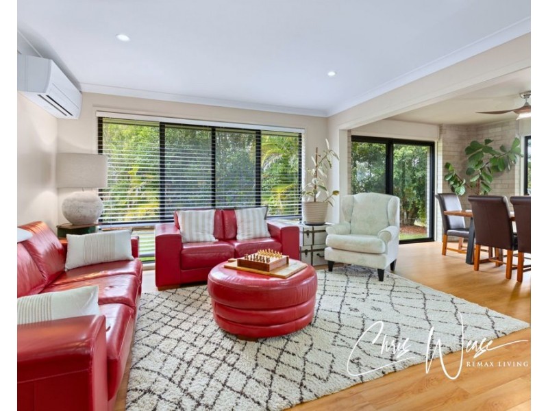 15-17 Anthoulla Avenue, Woodford QLD 4514